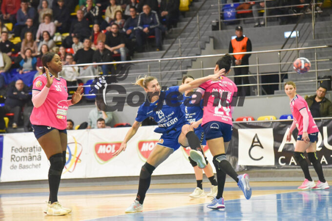 Meci palpitant în Liga Florilor: Gorjencele se pregătesc! Meci palpitant în Liga Florilor: Gorjencele se pregătesc!