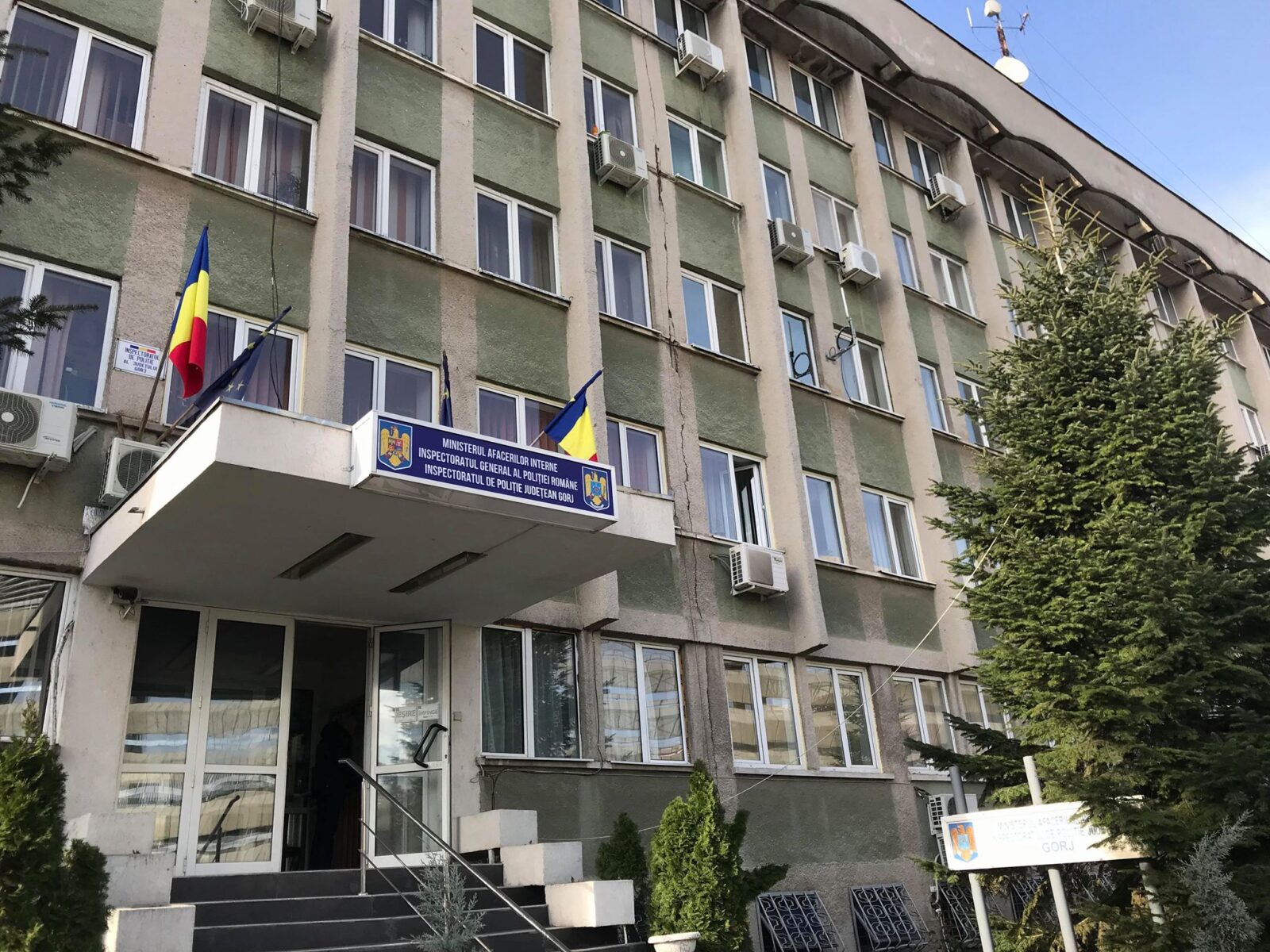 Noua lege: Condamnații evadați dacă nu se predau în 7 zile! Noua lege: Condamnații evadați dacă nu se predau în 7 zile!