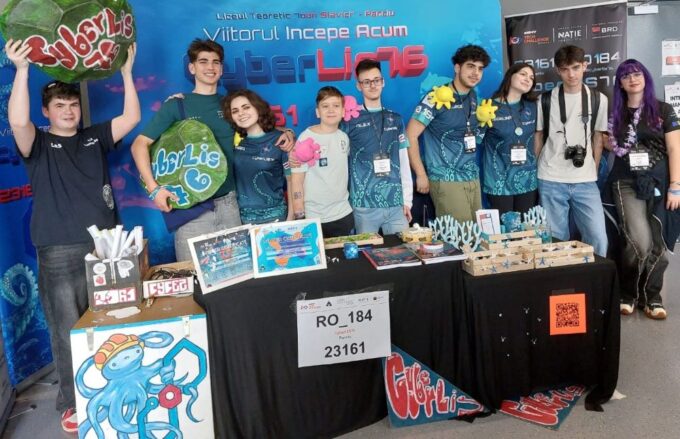 Echipa CyberLIS76 din Panciu s-a calificat la FIRST Tech Challenge! Echipa CyberLIS76 din Panciu s-a calificat la FIRST Tech Challenge!