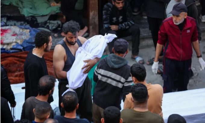 Atacuri în Gaza: Peste 340 de palestinieni uciși – Detalii video Atacuri în Gaza: Peste 340 de palestinieni uciși – Detalii video