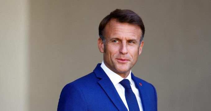 Guvernul Franței va oferi un manual de supraviețuire pentru familii