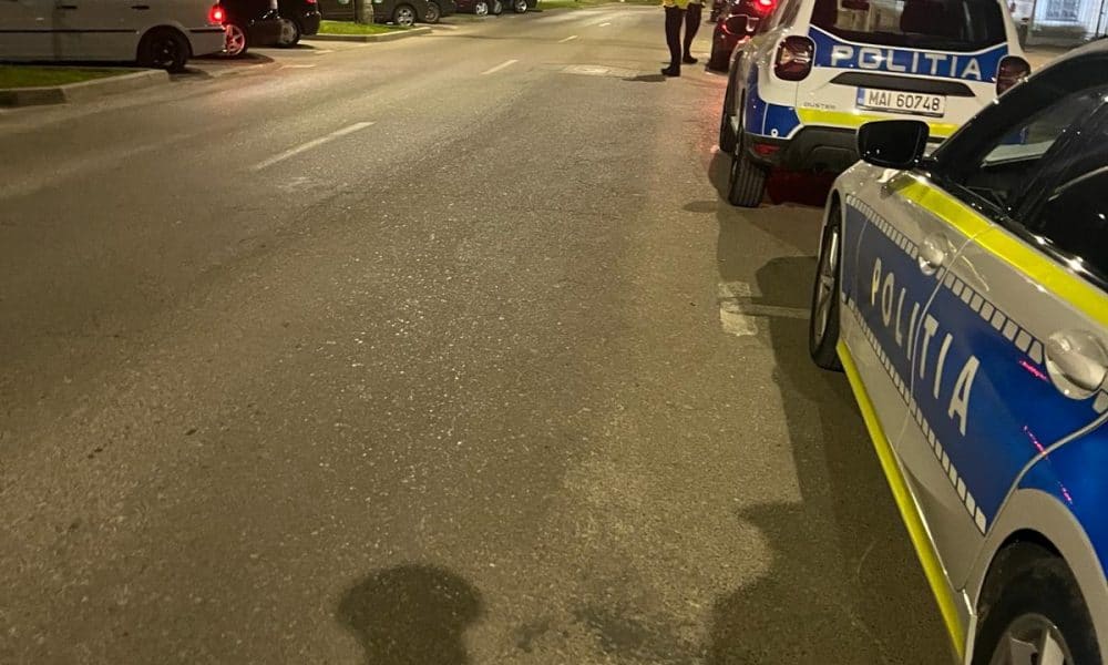Polițiștii din Botoșani au dat 600 de amenzi în weekend! Polițiștii din Botoșani au dat 600 de amenzi în weekend!